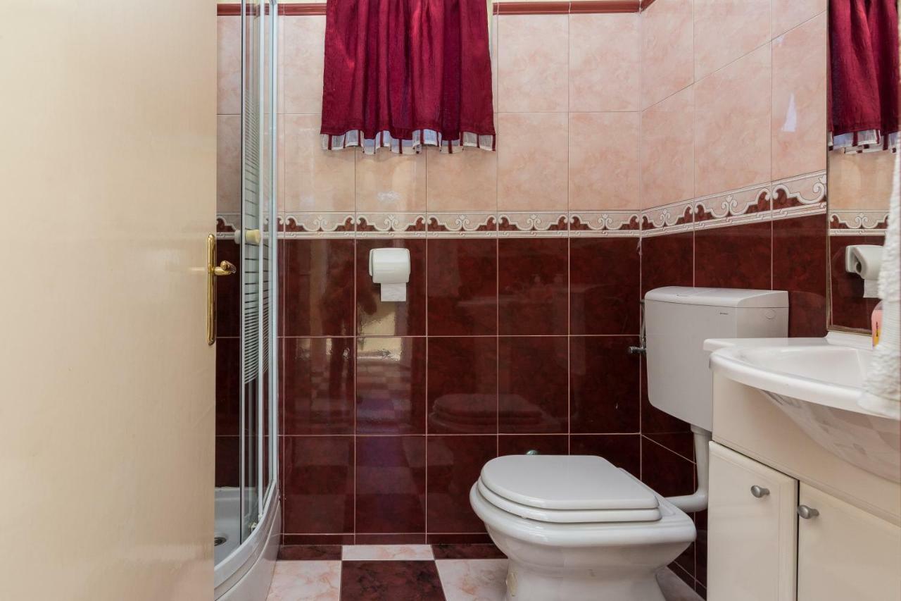 Apartman Mladenka Sukošan Dış mekan fotoğraf